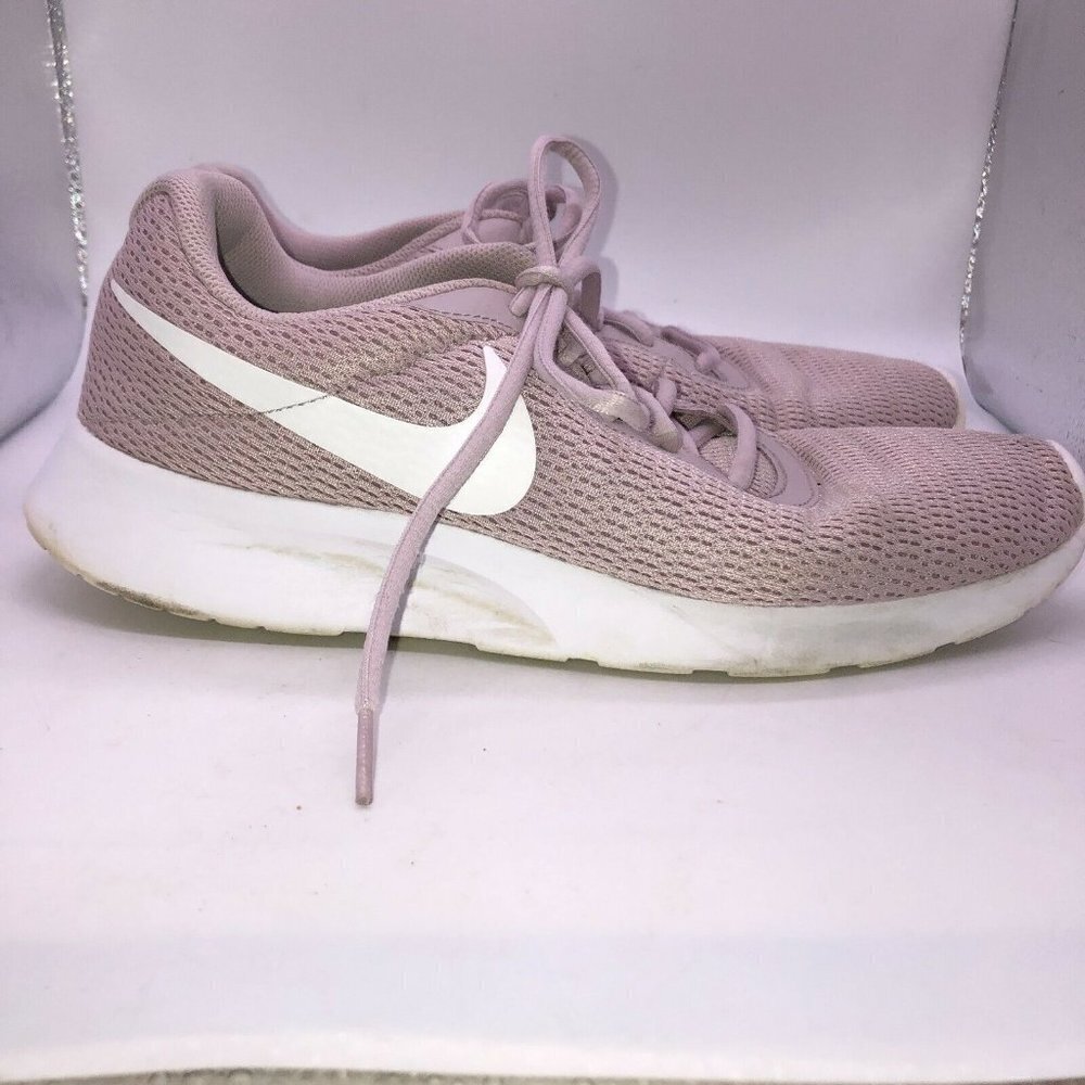 Nike Tanjun Womens Size 10 Particle Rose Pink Lace Up Running Shoes Sneakers - Picture 5 of 10